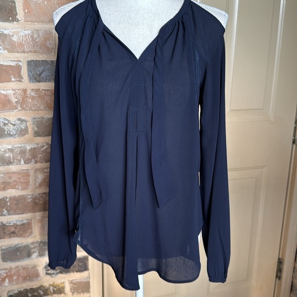 Buckle True Navy Boho Peasant Blouse Cold Shoulder Flowy Lightweight Tie Neck - Picture 13 of 14